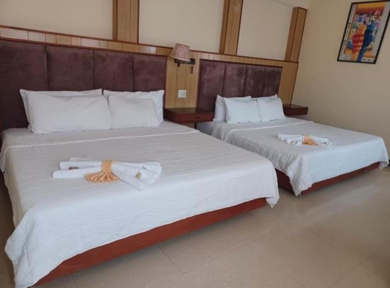 קיי קולקר China Town Hotel מראה חיצוני תמונה